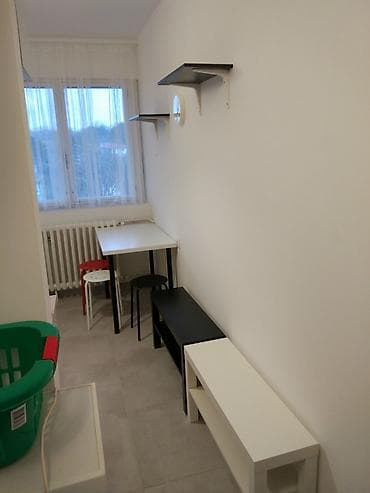 sasomange izdavanje soba beograd: Izdajem garsonjeru od 14m2 u Železniku. Blizu pijace, autobuske — 7