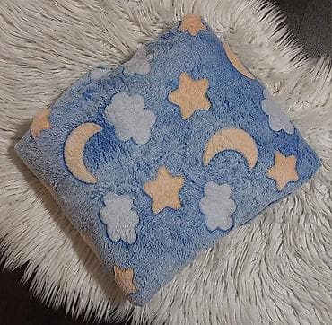 ureznice i nareznice set: 🦄Dečije svetleće ćebe🦄 🦄Dimenzije-150*200 🦄Cena- 2000 din — 6