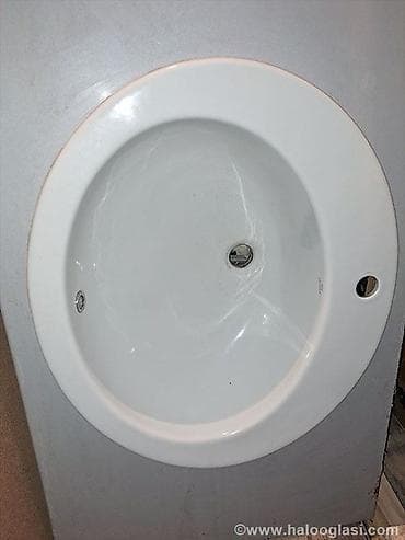 kosilice za travu polovne: Prodajem ugradni, ovalni umivaonik 62 cm x 52 cm sa kupatilskom pločom — 4
