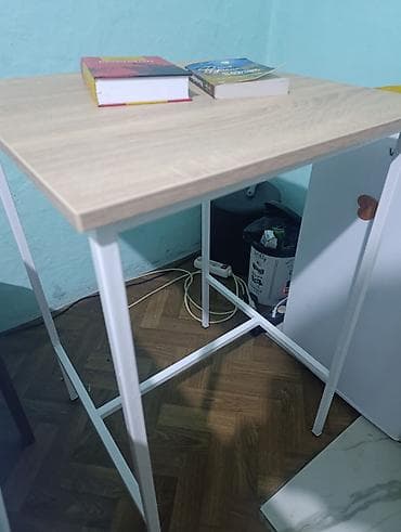 viseće stolice: Visoki barski sto – metalna konstrukcija, radna ploča dekor hrasta - — 6