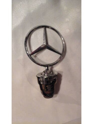 opel corsa c: Znak prednji za Mercedes 190,polovan ispravan — 1