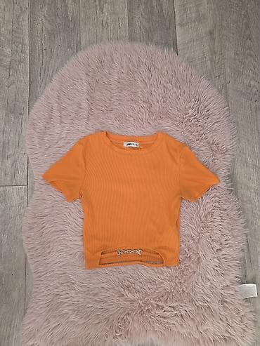 Majica crop top sa kratkim rukavima. - Materijal:kvalitetan pamuk sa