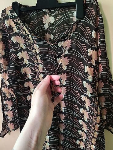 cvetne kosulje: Lepršava bluza sa floralnim printom - Materijal: tanak, prozračan — 2