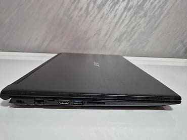 cena kamera: Acer 15.6" laptop – Ryzen 5, Radeon grafika, numerička tastatura - — 7