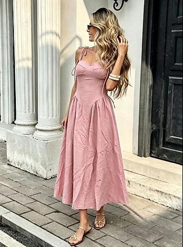 second hand svecane haljine: Letnja midi haljina sa bretelama na vezivanje
2300 din 
S M L — 3