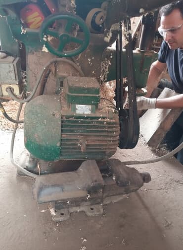 masina za vlagu prodaja: Profesionalna stolarska mašina abrihter cirkular frezer u odličnom — 1