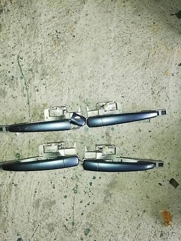 automati: SPOLJNE BRAVE ZA PEUGEOT 407 | Polovini delovi za Peugeot 407 Delovi — 1