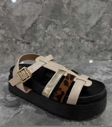 crop top c a: Sandals, Betsy, 41 — 7