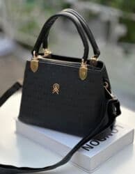 Kaiševi: Torbe 
Cena:2700 din — 11