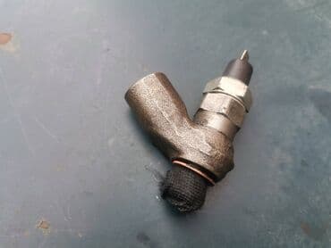 polovne letnje gume 215 55 r16: Racva pritiska ulja Lada 21214i Niva. Polovno, ocuano. Skinuto sa — 5