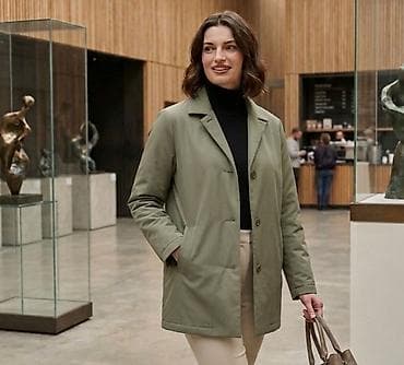 Ženska elegantna jakna/kaput u maslinasto zelenoj boji - Kroj: ravan