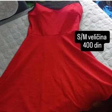 new yorker odeca: Crvena mini haljina sa crnim detaljima na gornjem delu. Haljina ima — 1