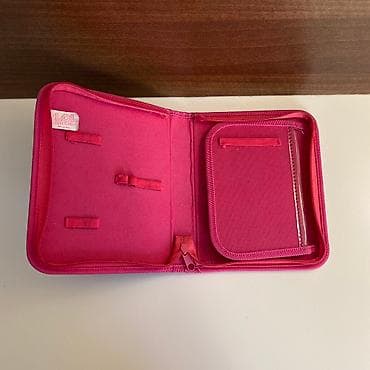 pertle za patike nike: Lol skopski pribor-pernica za devojcice Malo koriscen,u ok stanju Moze — 5