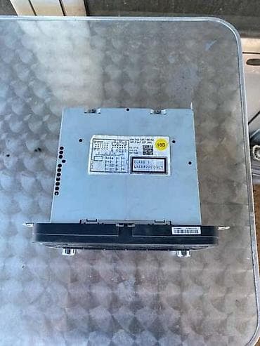 auto otpad audi sabac: RADIO ZA VOLKSWAGEN GOLF 6 - 1K0035186AA | Radio za Golf 6 (300-H) — 2