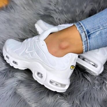 moderne cizme za zimu 2022: Nike air max tn patike 

Novo
Brojevi 36 do 46

fb Moja Kupovina 1 — 2