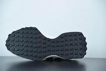 Venčanice i aksesoari: New Balance (43) NOVE. 27.5cm🍀 ✅Razlog prodaje je promašena veličina — 5