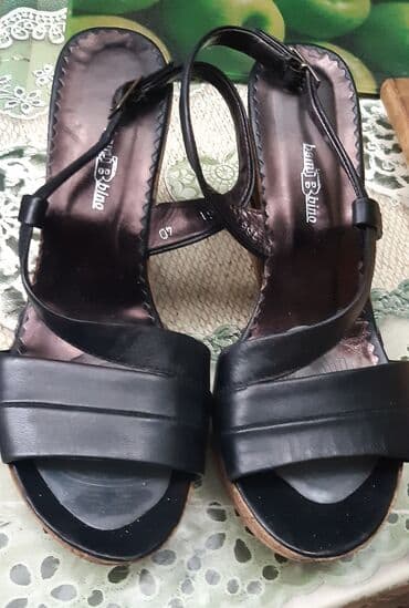 canda c a: Sandals, 40 — 2