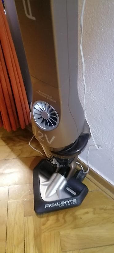 risiver za tv sa antenom: Usisivač ROVENTA ručni na bateriju
Ispravan
Mirjevo — 6