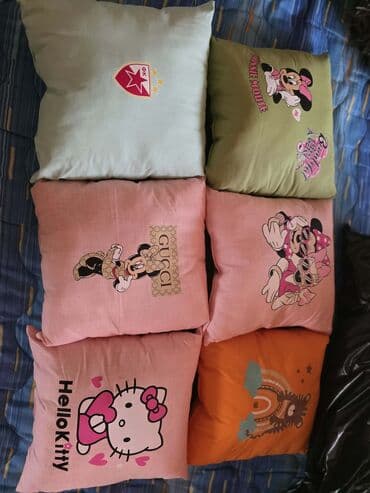 Lighting & Fittings: 30x30 Prelepi jastuci Samo ovo dostupno Cena samo 600 din ili 2 za — 2