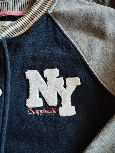 grobari duksevi: H&M L.O.G.G. dečja varsity jakna/džemper na kopčanje - Veličina — 2