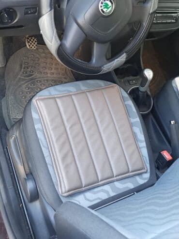 15565 r13 m s: Podmetači za auto dlm 40 cm sundjer 2 cm lepo uređeni sa dva lica sa — 2