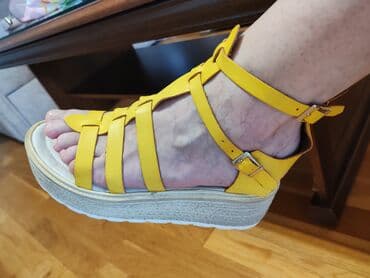 kozne mokasine sa debelim djonom: Sandals, 40 — 4