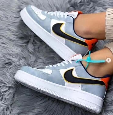 mercurial patike: Nike air force patike

Novo
Brojevi 36 do 40

fb Moja Kupovina 1 — 7