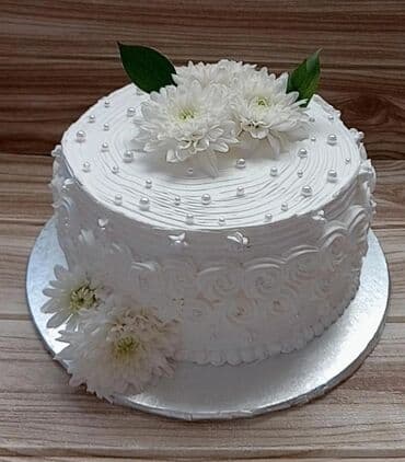Pastry, sweets: Dekorisana rođendanska torta sa motivima fudbala i natpisom "10 Joj" — 9