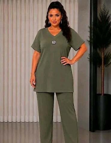 ps pantalone 2022: Komplet za punije dame tunika i pantalone. - Majica sa V-izrezom i — 2
