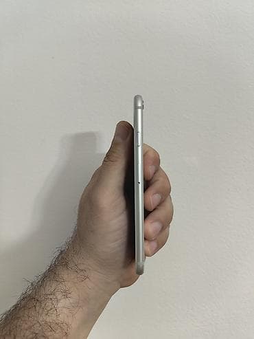 prodaja iphone 11: Iphone 6 beli sa 64 gb memorije, sim free icloud free. Ok očuvan, i — 2