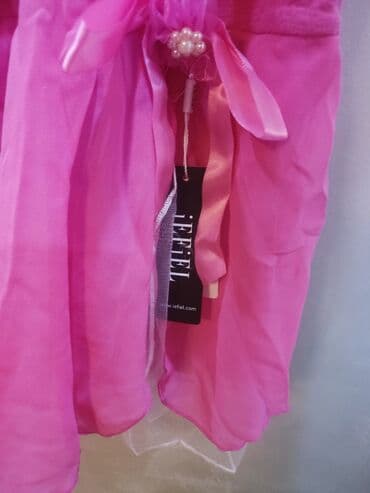 Kostimi za maskenbal: Haljina triko za balet veličina xl koja odgovara za 7-8 godina. Imam — 3