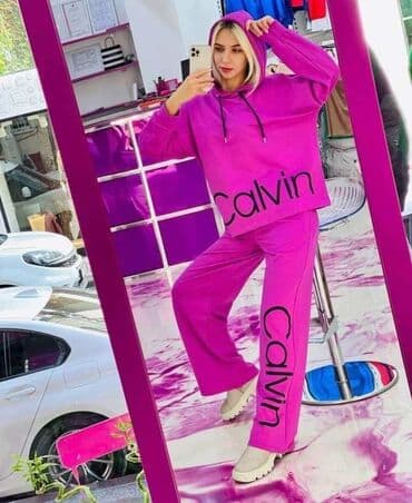 ženske komplet trenerke: S,m,l,xl
3500 — 4