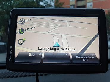 masina za mlevenje mesa 32 cena: Tomtom VIA135 nove mape Srbije i cele Evrope Kompletna, sačuvana i — 8