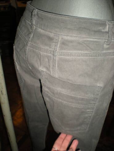 svecane pantalone i tunike: FARMERKE S.OLIVER Maslinasto zelene farmerke, military/jahački style — 3