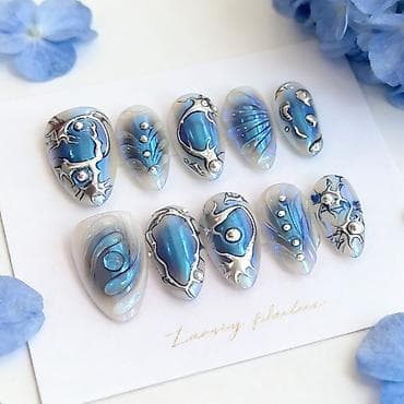 Set presovanih noktiju – Nail Art kolekcija “Ice Blue Chrome” -