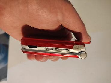 polovni ajfon telefoni cene: LG preklopni mobilni telefon (crveno‑srebrni), sa spoljnim ekranom i — 6