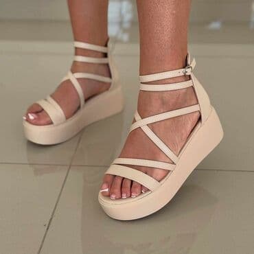 sandale platforma ccc: Sandals, 38 — 1