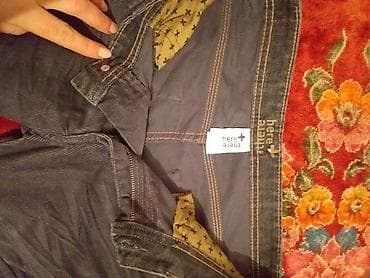 Majice: Decije pantalone kao nove nosene vrlo kratko uz nogu su nisu siroke — 3