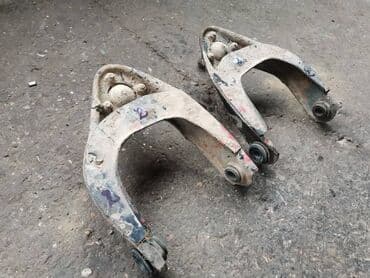opel astra g prednji branik: Viljuška gornja za prednji trap Lada 7 Riva. Polovno, očuvano. Gornja — 8