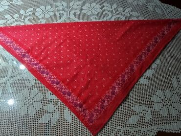 Women's Clothing: Dve elegantne ženske marame – kvadratnog formata. 1) Svilenkasta — 11