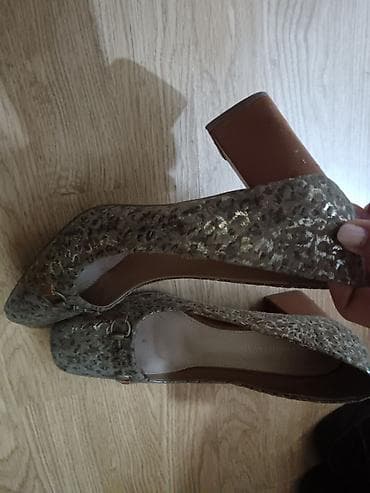 nero giardini cipele: Ženske elegantne cipele sa blok petom - Model: salonke sa kvadratnim — 2