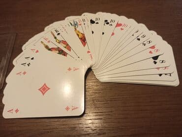 Sport i razonoda: Kvalitetne karte za poker, odlično stanje — 4