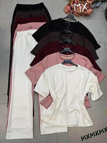 exit trenerke: 07. Komplet trenerka sa cirkonima
S M L XL
3.100 dinara H — 7