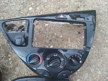 prekidac za auto: CENTRALNA KONZOLA MAHAGONI ZA FORD FOCUS OD 1998. DO 2004. GOD. | — 3