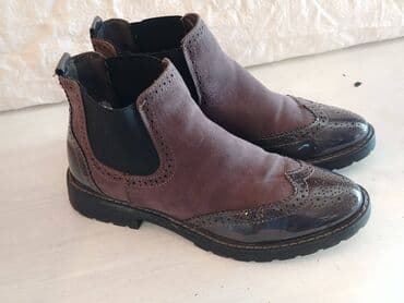 Čizme, Graceland, 38