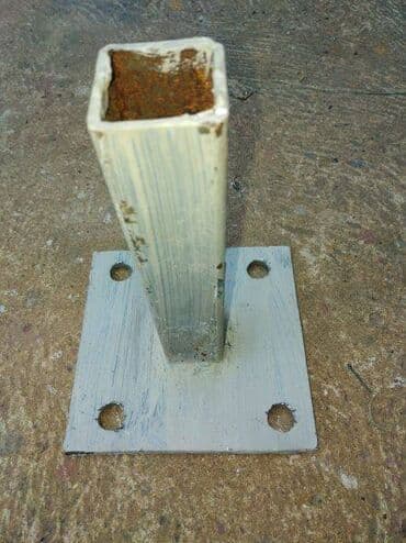 siva boja za zid sa šljokicama: Metalne stopice sa slike,osnovna ploča debljine 5 mm x 120 mm x 120mm — 1