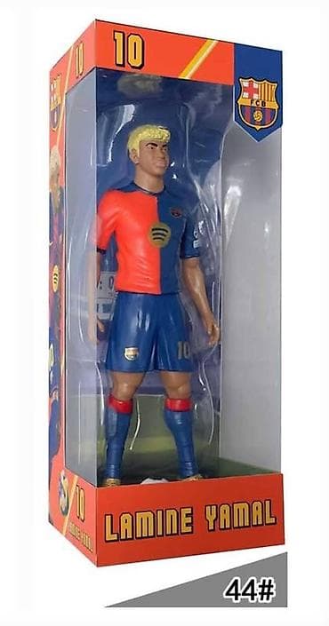 igračke rasprodaja: Fudbalske figure
Messi, Ronaldo, Neymar. Cena: 1500 din — 3