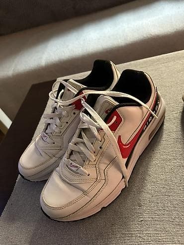 Patike: Na prodaju slabije nošene Nike Air Max LTD 3. Patike su očuvane i — 1