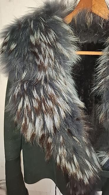 pantalone sa prorezom: Ženska kraća jakna od tamnozelene brušene kože/antilopa sa — 5