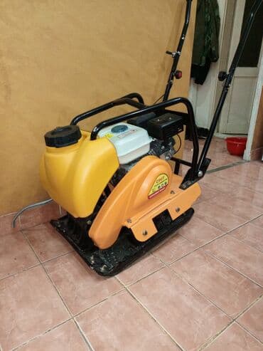 Laser Rangefinders: Iznajmljivanje Vibro-ploče modela C90T, brenda Efficient Road — 2